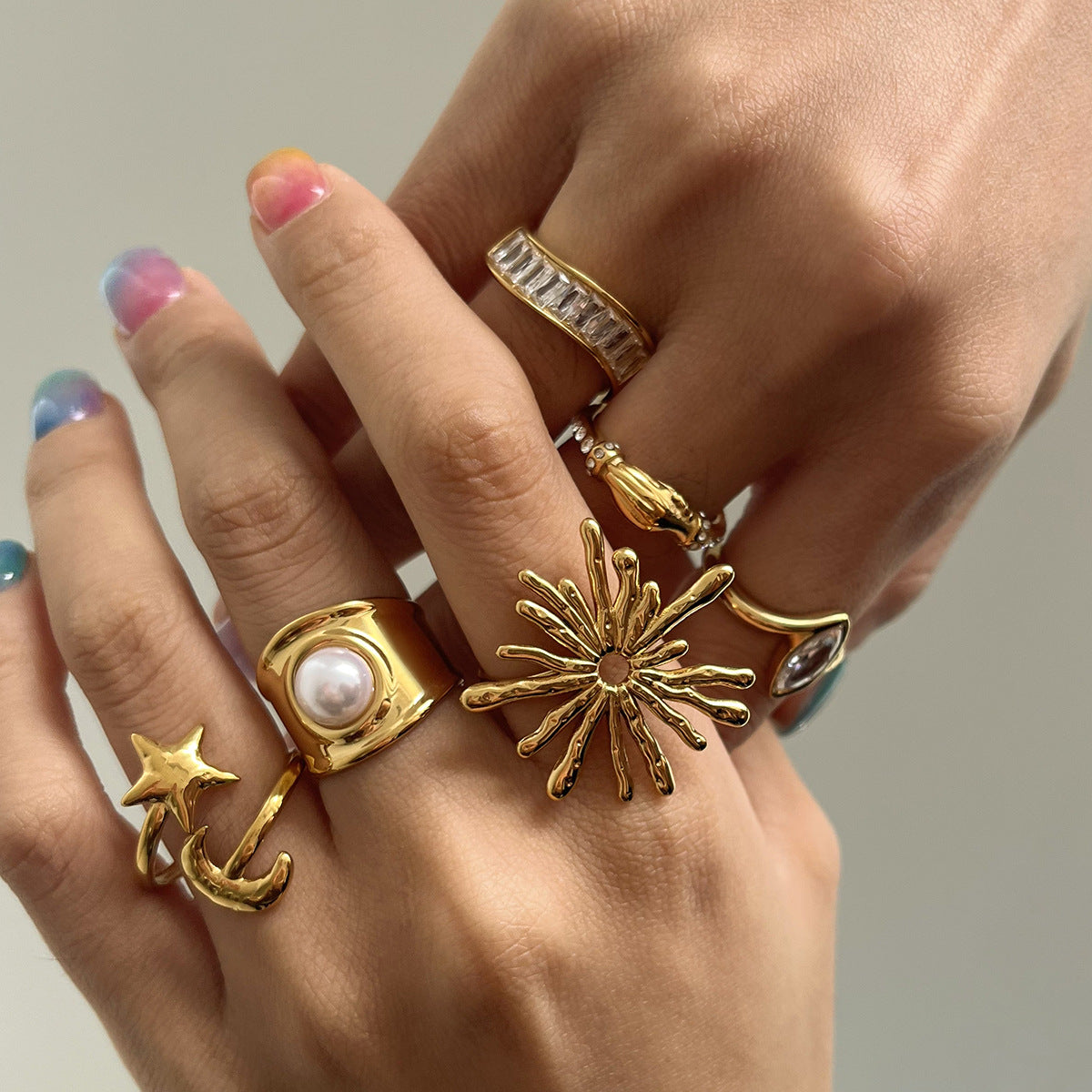 Gold Vintage Celestial Ring Set - Multi-Style Star Moon Pearl Statement Rings for Women