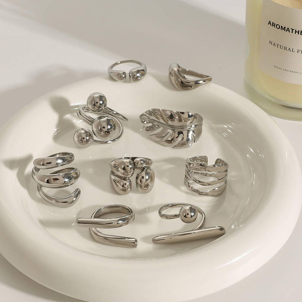 Sleek Silver Geometric Ring - Premium Titanium Steel Minimalist Statement Piece