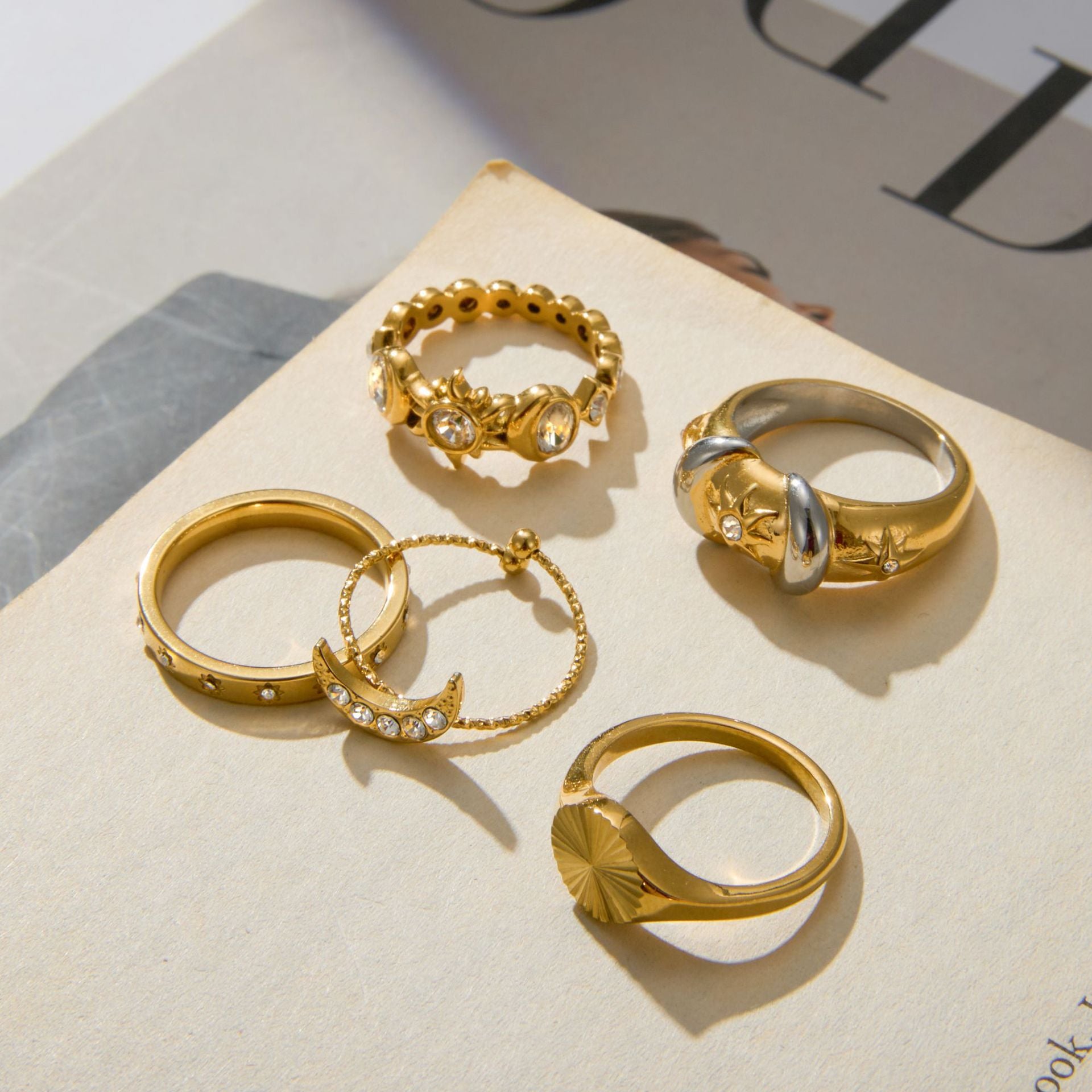 Vintage Artistic Gold Ring Set - Multi-Style Statement Rings with Gemstone & Textured Designs for Women