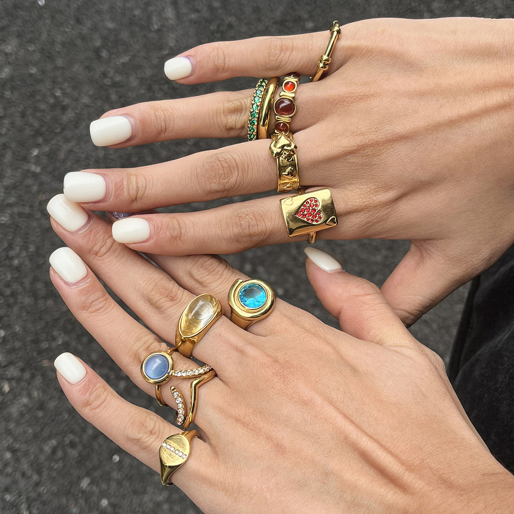 Artistic Gold Ring Set - Multi-Style Vintage Statement Rings with Gemstones & Poker Design for Women