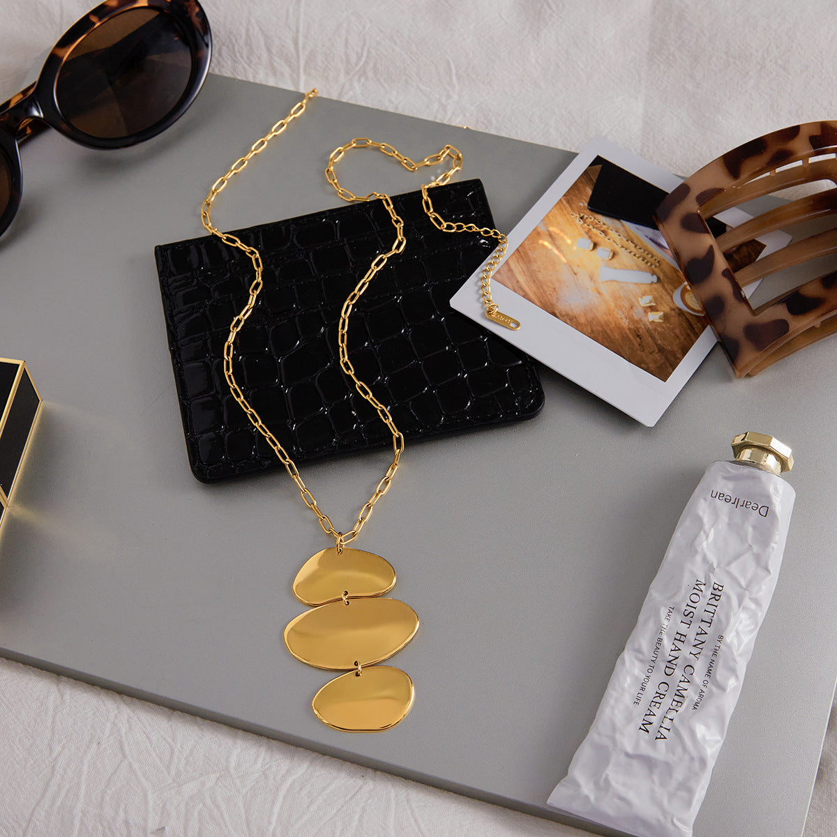 Gold Plated Three-Tiered Pebble-Shaped Drop Earrings - Bold Minimalist Statement Jewelry for Women