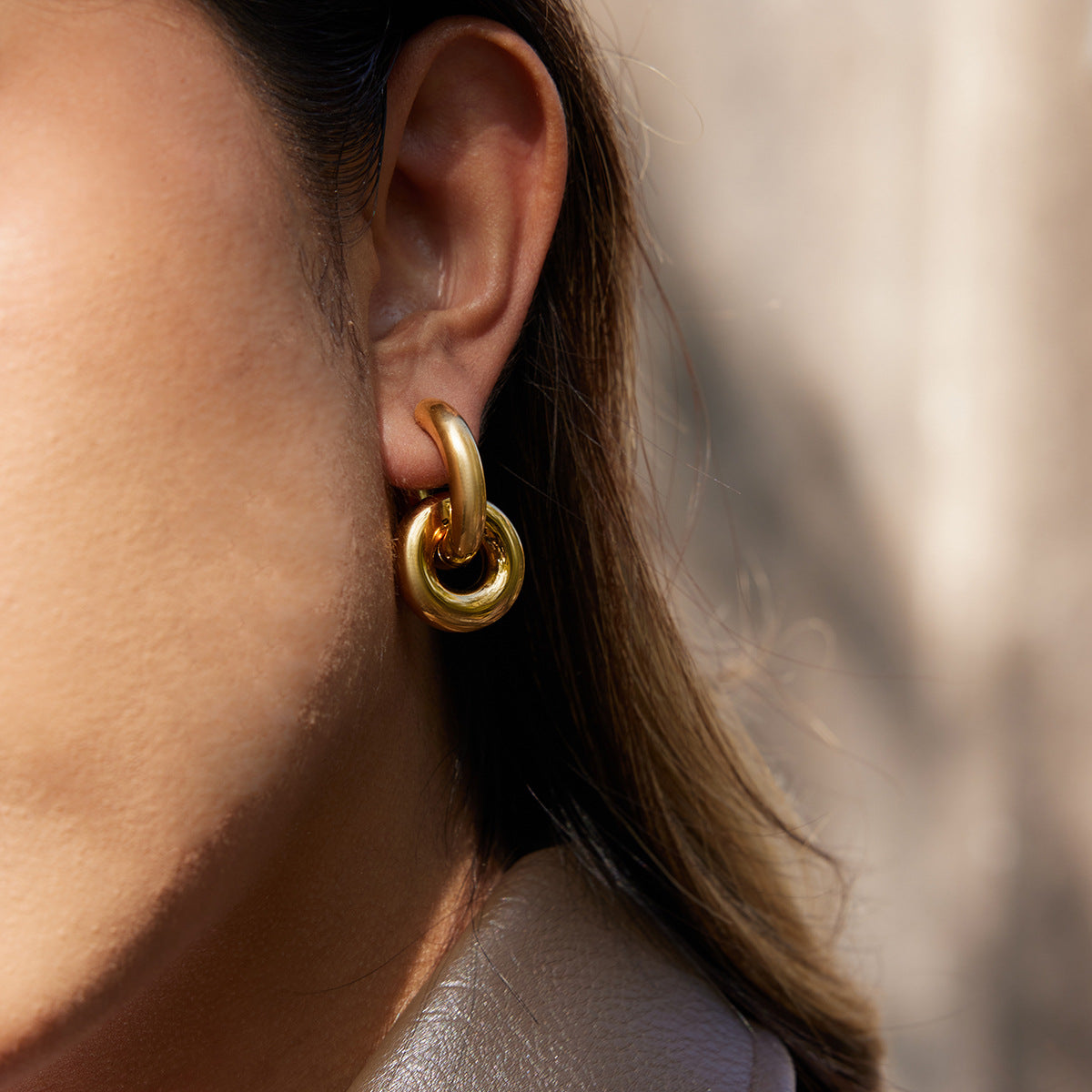 Gold Silver Interlocking Hoop Earrings - Minimalist Statement Jewelry for Women