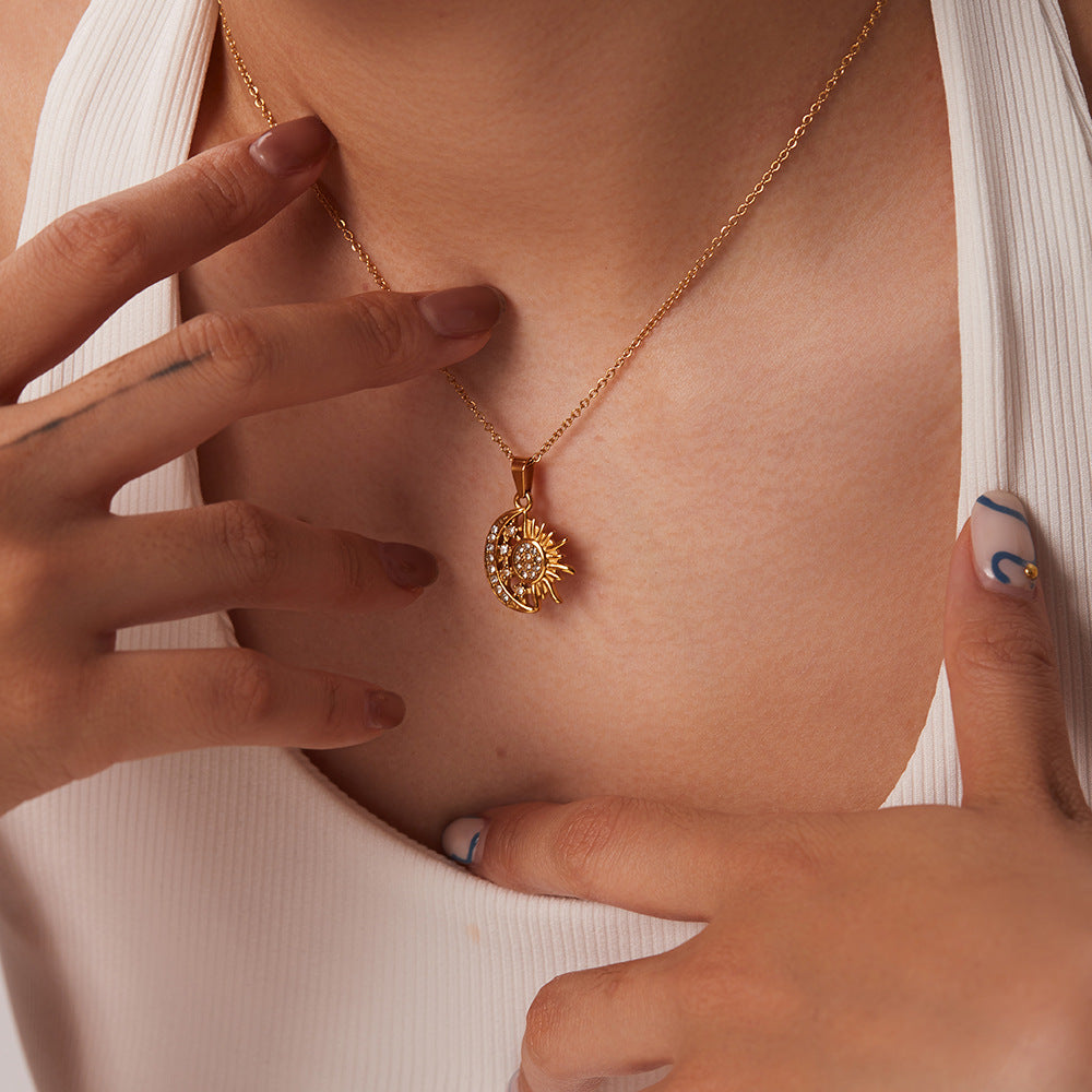 18K Gold-Plated Celestial & Heart Pendant Necklaces Set | Mother-of-Pearl & Crystal-Accented Retro Mystic Jewelry | INS-Style Layered Dainty Necklaces for Women | Versatile Daily Wear & Party Layering Accessories