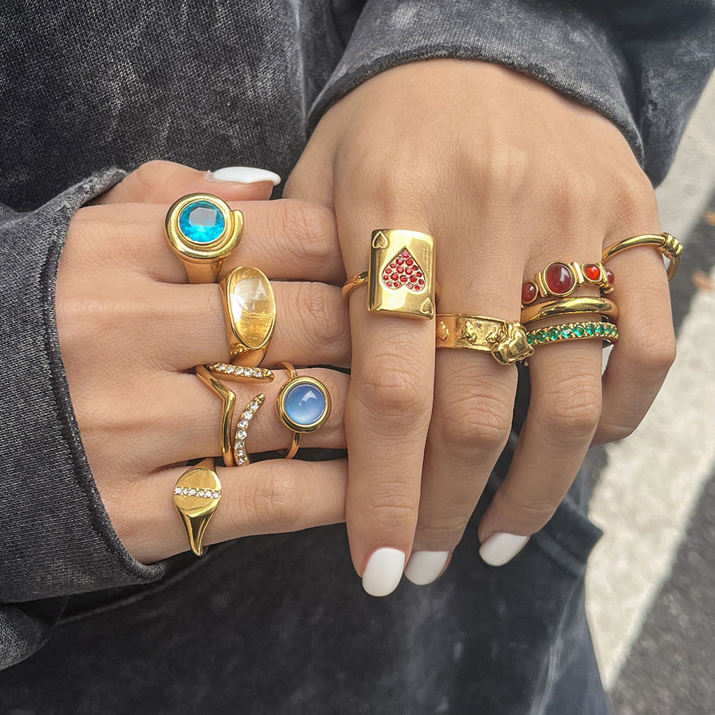 Artistic Gold Ring Set - Multi-Style Vintage Statement Rings with Gemstones & Poker Design for Women