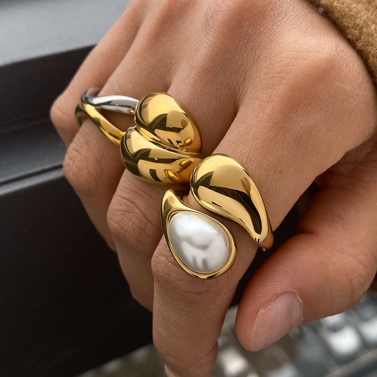 Artistic Gold Statement Ring Set - Abstract Sculptural & Pearl-Embellished Rings for Avant-Garde Women's Fashion
