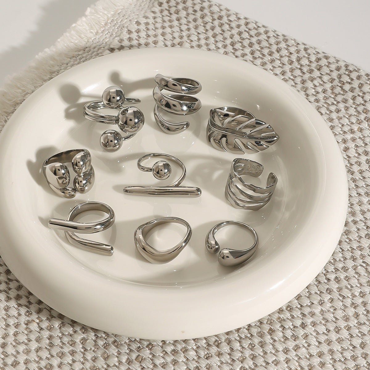 Sleek Silver Geometric Ring - Premium Titanium Steel Minimalist Statement Piece