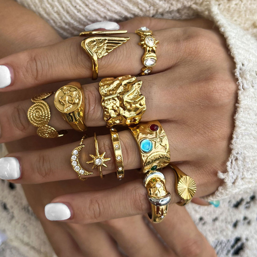 Vintage Artistic Gold Ring Set - Multi-Style Statement Rings with Gemstone & Textured Designs for Women